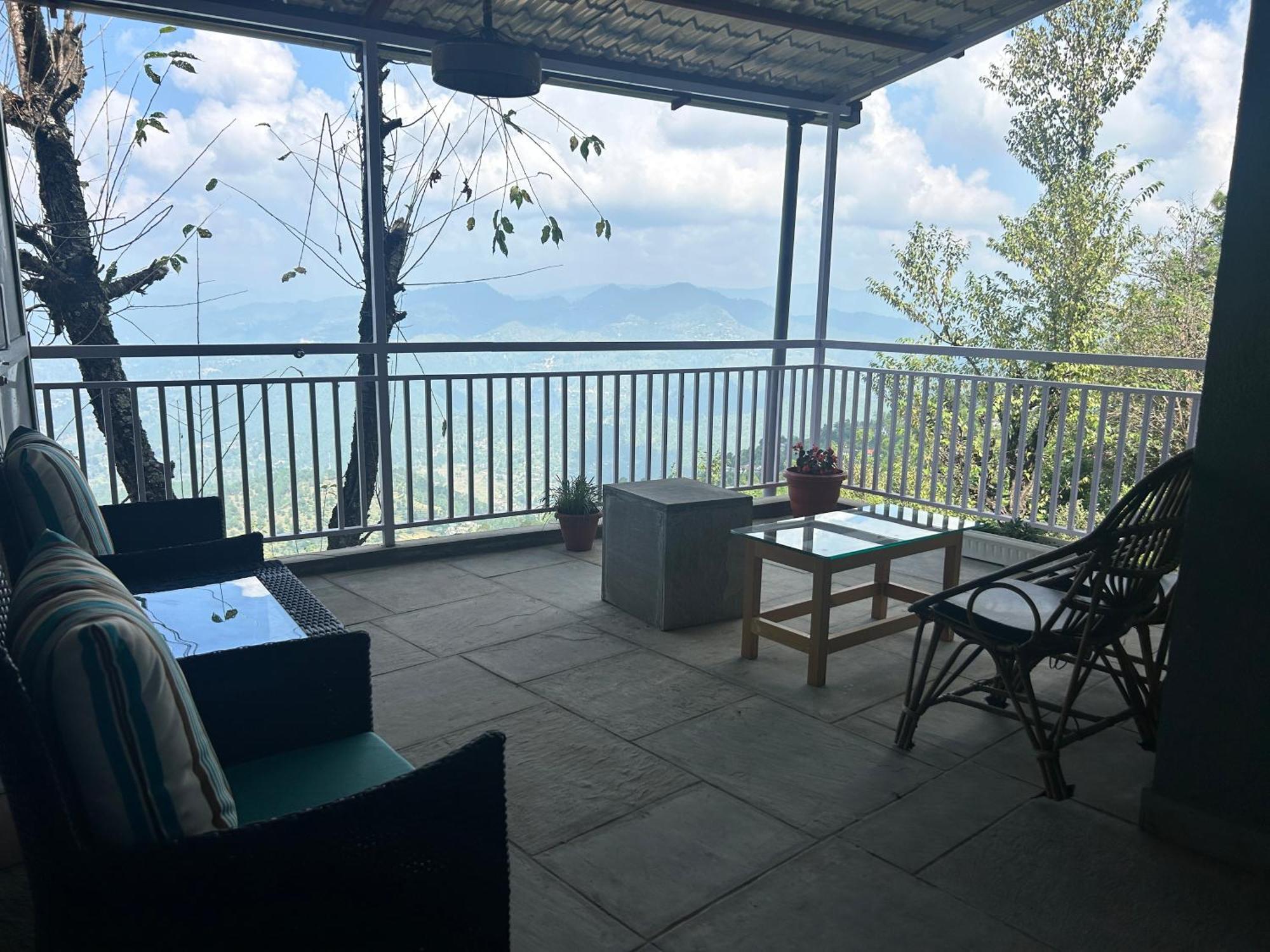 Kasar Himalaya Holiday Resort, Binsar Rd อัลโมรา ภายนอก รูปภาพ