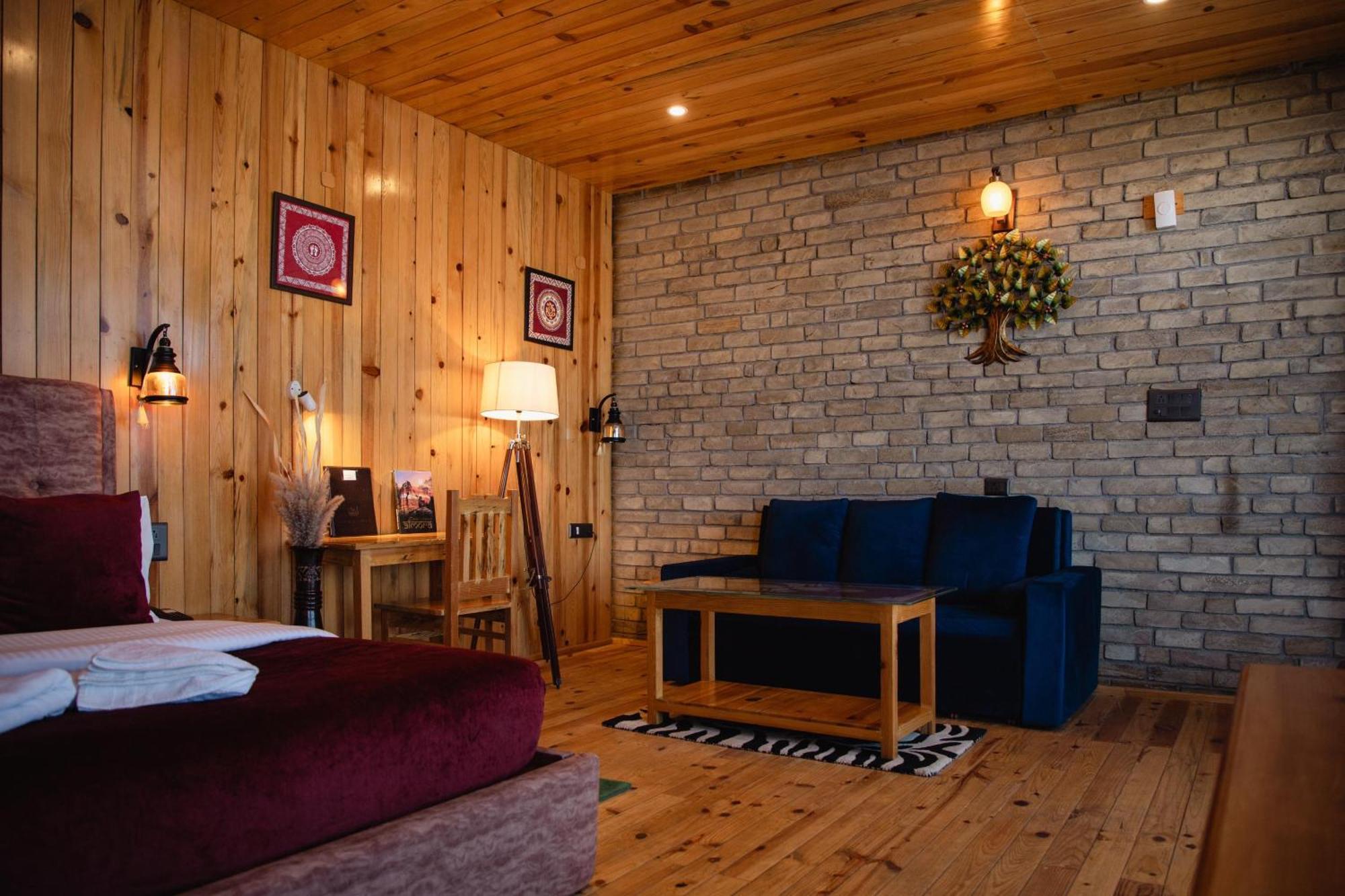 Kasar Himalaya Holiday Resort, Binsar Rd อัลโมรา ภายนอก รูปภาพ