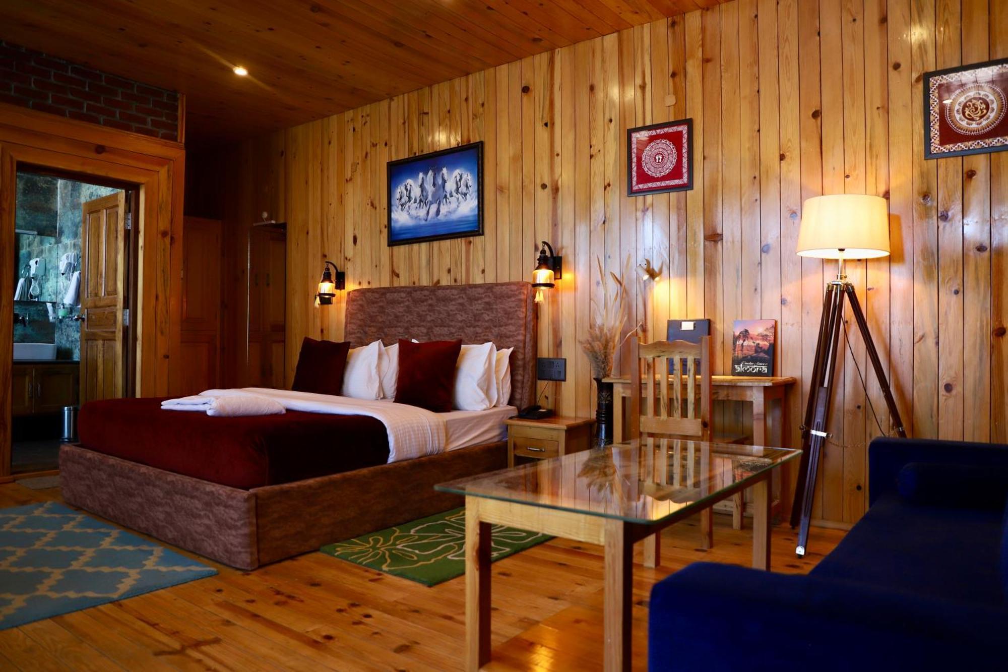Kasar Himalaya Holiday Resort, Binsar Rd อัลโมรา ภายนอก รูปภาพ