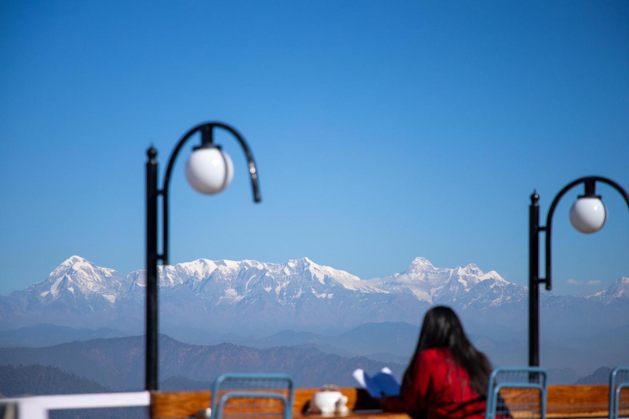 Kasar Himalaya Holiday Resort, Binsar Rd อัลโมรา ภายนอก รูปภาพ