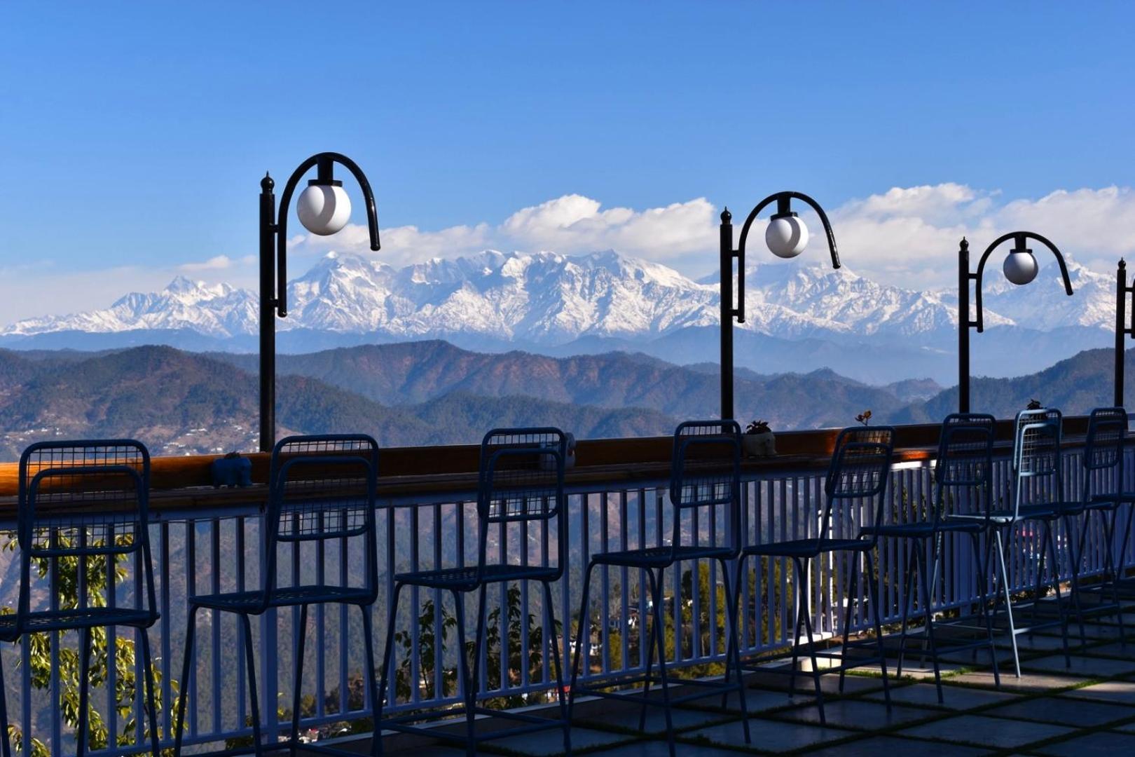 Kasar Himalaya Holiday Resort, Binsar Rd อัลโมรา ภายนอก รูปภาพ