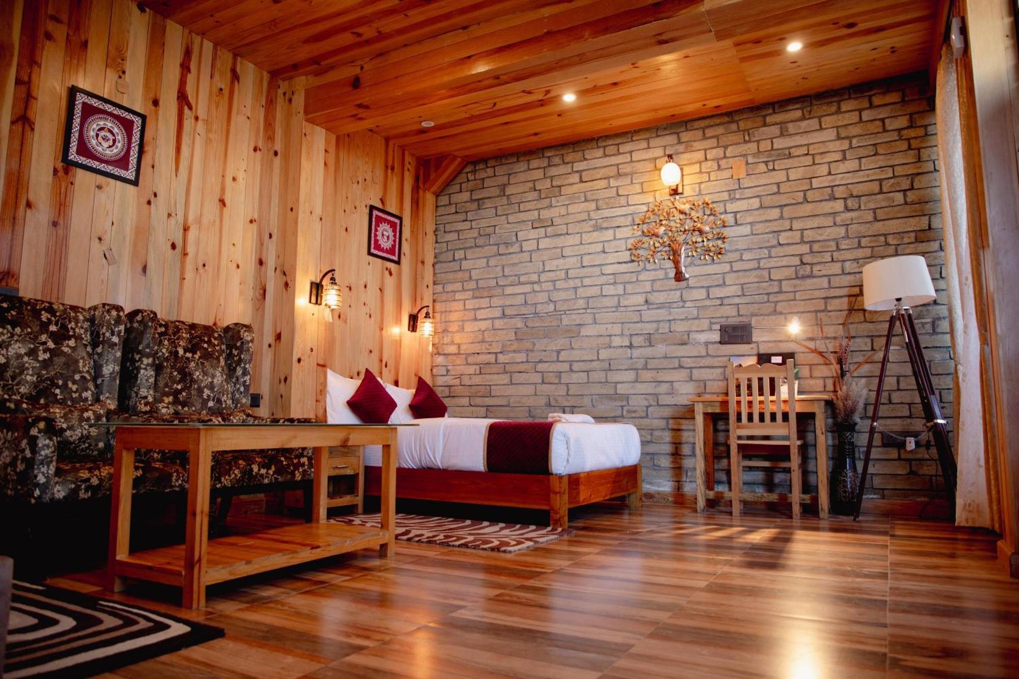 Kasar Himalaya Holiday Resort, Binsar Rd อัลโมรา ภายนอก รูปภาพ